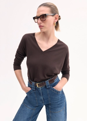 V-Neck Sweater in Fine Cashmere - Brown
